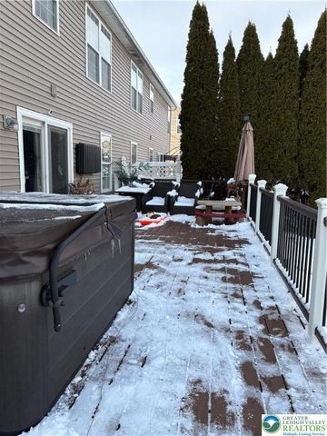 1525 Cambridge Drive, Lower Macungie Twp, PA 18062