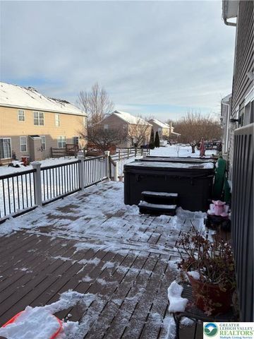 1525 Cambridge Drive, Lower Macungie Twp, PA 18062