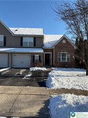 1525 Cambridge Drive, Lower Macungie Twp, PA 18062