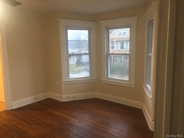 14 Bonnell Street, Middletown, NY 10940