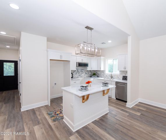 105 E Eleanor Street, Opelousas, LA 70570