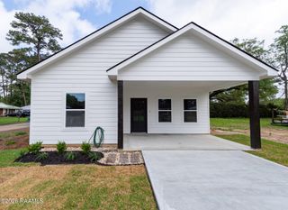 105 E Eleanor Street, Opelousas, LA 70570
