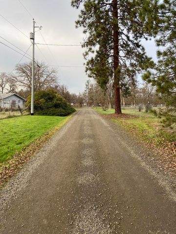 13355 Weowna Way, White City, OR 97503