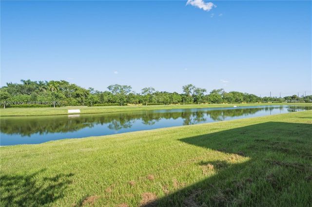 4372 SW 122nd Terrace, Davie, FL 33330
