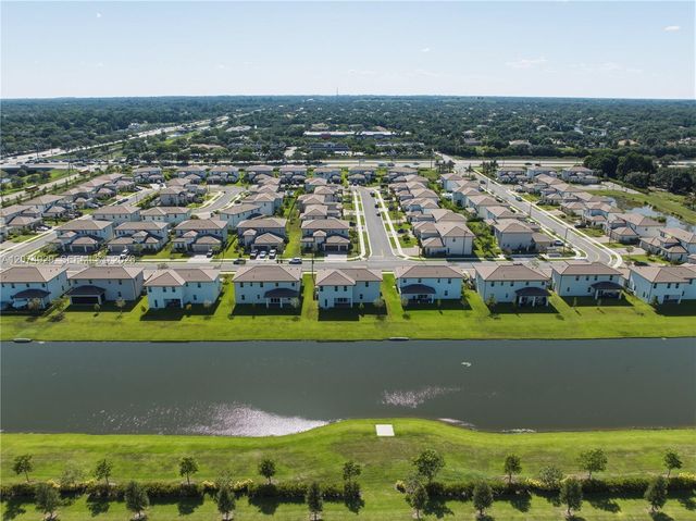 4372 SW 122nd Terrace, Davie, FL 33330