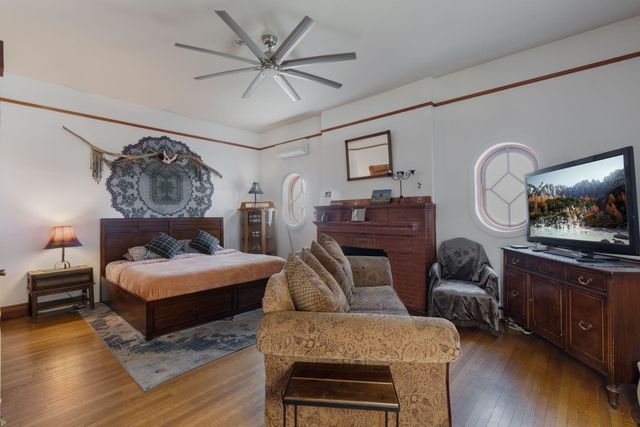 701 Roma Avenue NW, Albuquerque, NM 87102