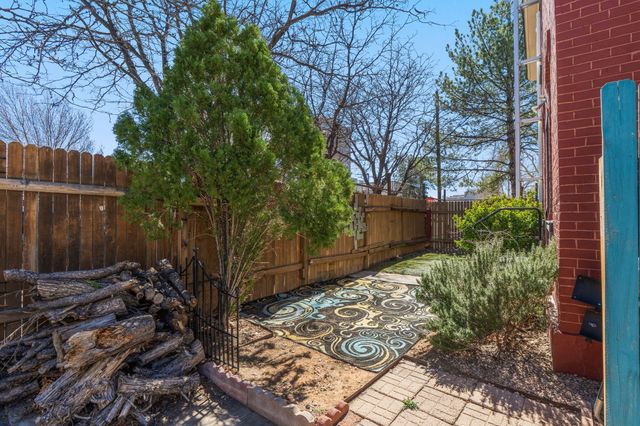 701 Roma Avenue NW, Albuquerque, NM 87102