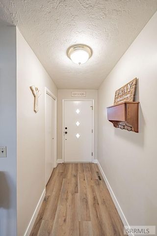 5566 W 49th N, Idaho Falls, ID 83202