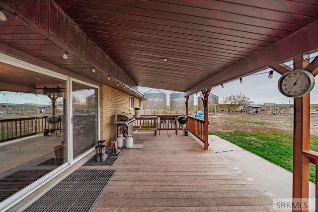 5566 W 49th N, Idaho Falls, ID 83202