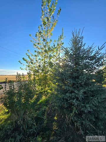 5566 W 49th N, Idaho Falls, ID 83202