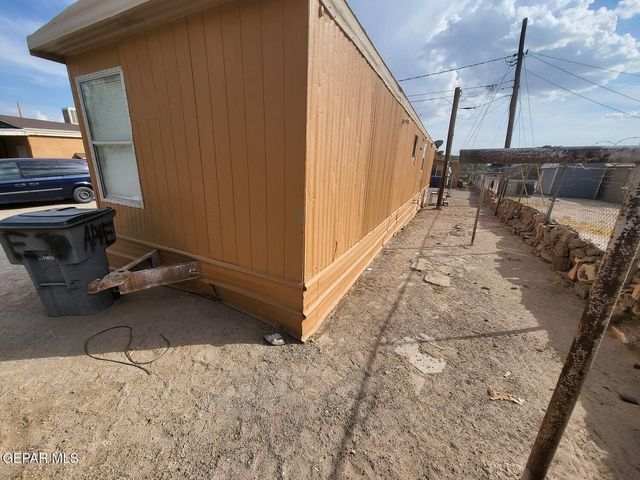 7143 N Loop Drive E, El Paso, TX 79915