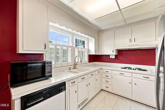 1119 Briarcliff Road, Burlington, NC 27215