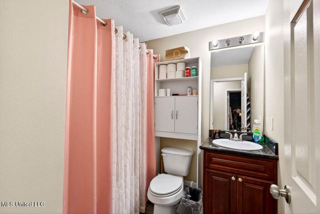 13337 Willow Oak Circle, Gulfport, MS 39503