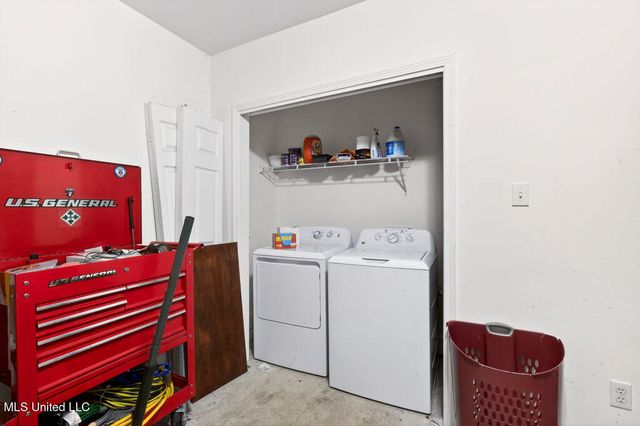 13337 Willow Oak Circle, Gulfport, MS 39503