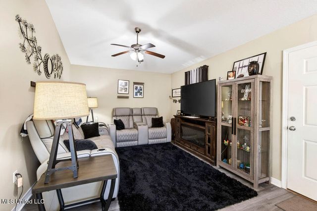 13337 Willow Oak Circle, Gulfport, MS 39503