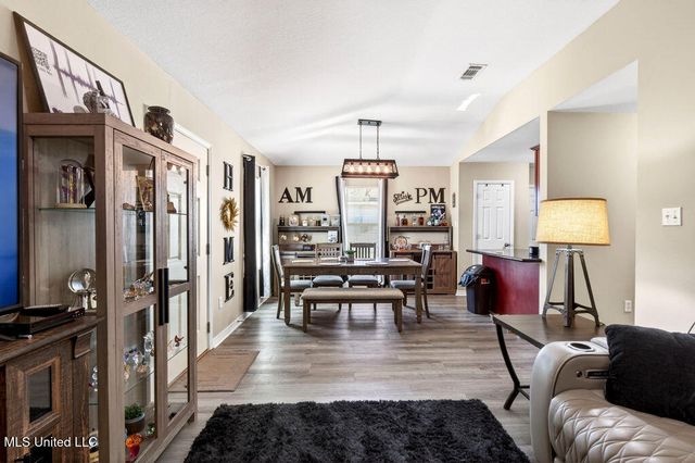 13337 Willow Oak Circle, Gulfport, MS 39503