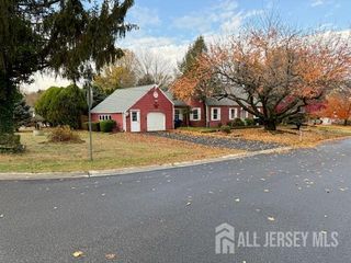 2 Louise Drive, East Brunswick, NJ 08816