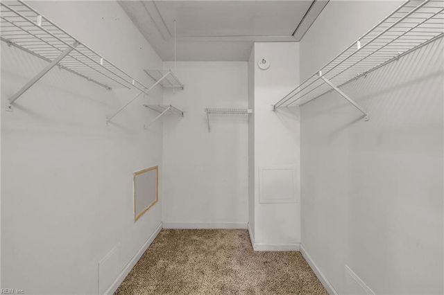 406 Derby RN, Yorktown, VA 23693