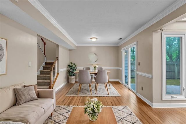 406 Derby RN, Yorktown, VA 23693