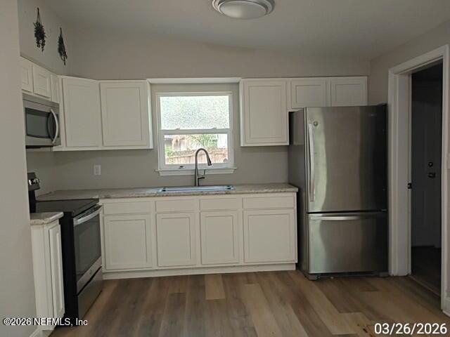 203 RENNE Drive N, Jacksonville, FL 32218