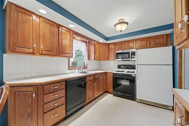 240 Blackstone Boulevard, Tonawanda, NY 14150