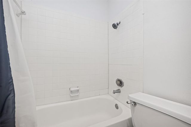 9707 Richmond Avenue 44, Houston, TX 77042
