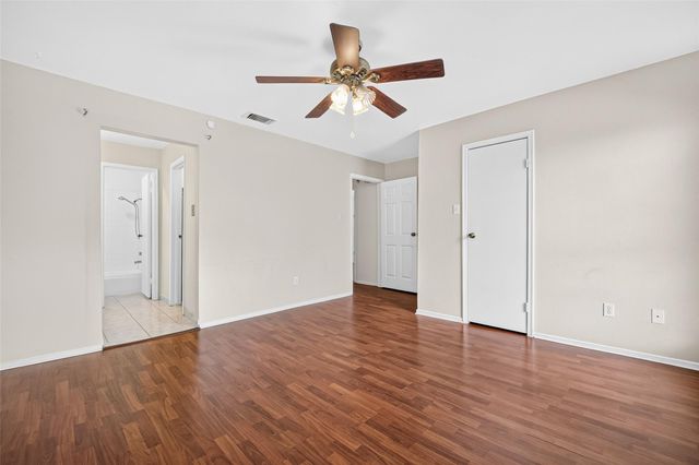 9707 Richmond Avenue 44, Houston, TX 77042