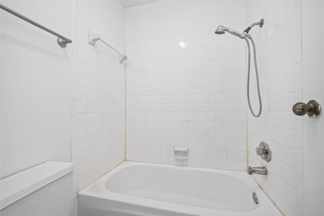 9707 Richmond Avenue 44, Houston, TX 77042