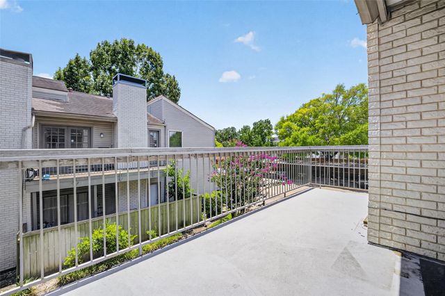 9707 Richmond Avenue 44, Houston, TX 77042