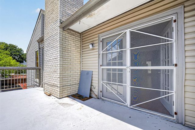 9707 Richmond Avenue 44, Houston, TX 77042