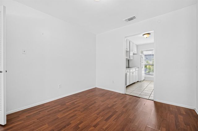 9707 Richmond Avenue 44, Houston, TX 77042