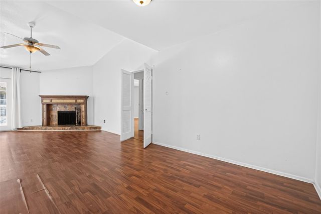 9707 Richmond Avenue 44, Houston, TX 77042