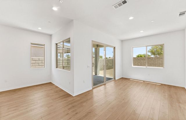 80 705 San Clemente Drive, Indio, CA 92203
