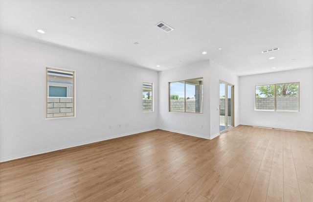 80 705 San Clemente Drive, Indio, CA 92203