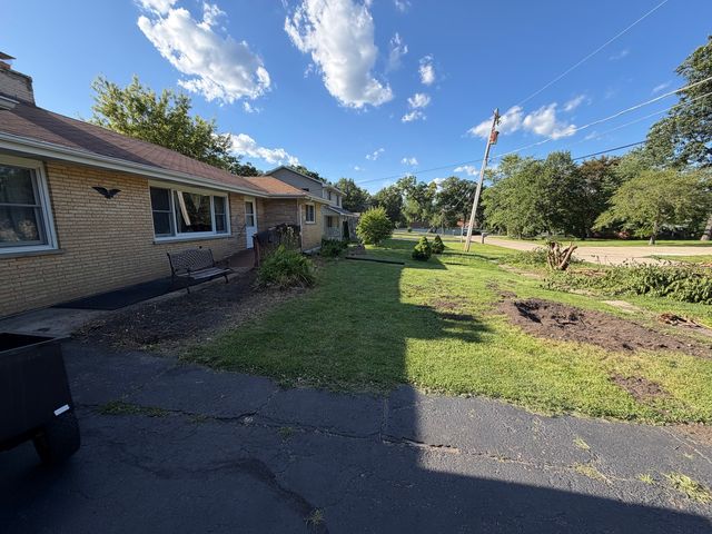 36412 N Tamarack Drive, Ingleside, IL 60041
