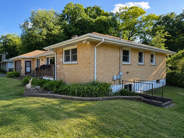 36412 N Tamarack Drive, Ingleside, IL 60041