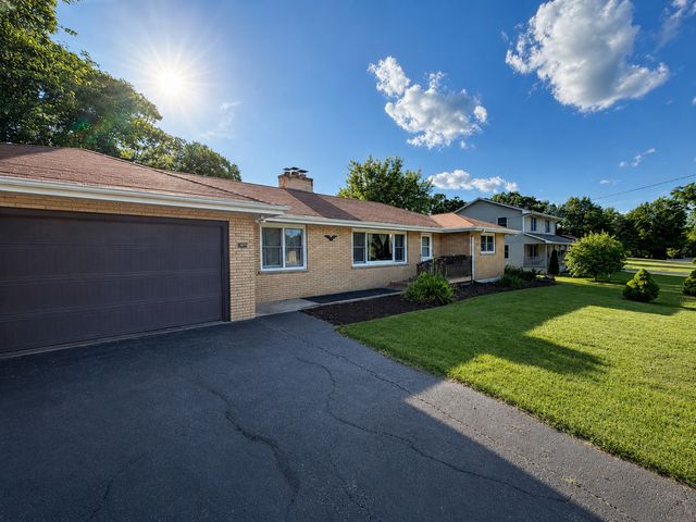 36412 N Tamarack Drive, Ingleside, IL 60041