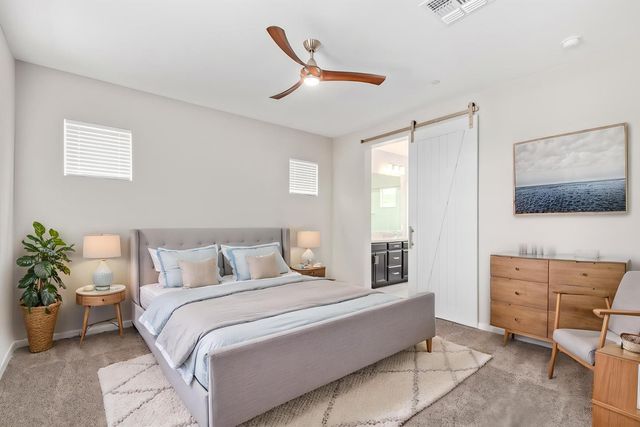 1667 S Wallrade Lane, Gilbert, AZ 85295