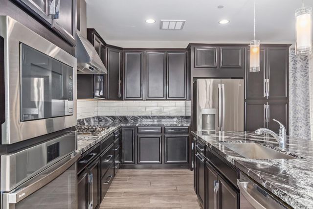 1667 S Wallrade Lane, Gilbert, AZ 85295