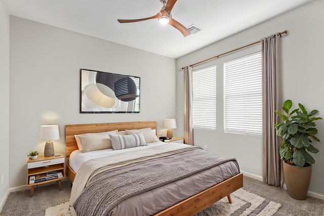 1667 S Wallrade Lane, Gilbert, AZ 85295