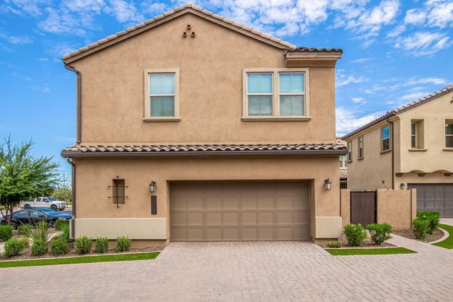 1667 S Wallrade Lane, Gilbert, AZ 85295