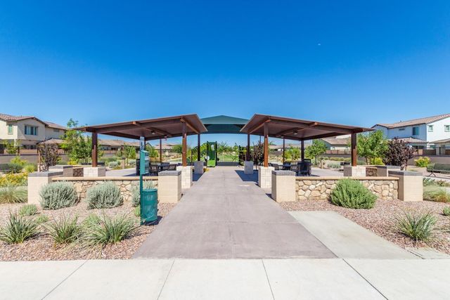 1667 S Wallrade Lane, Gilbert, AZ 85295