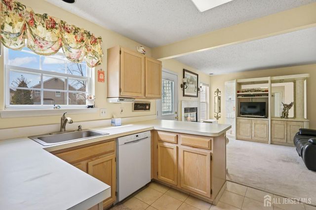 26 Tall Oaks Court, Old Bridge, NJ 08857