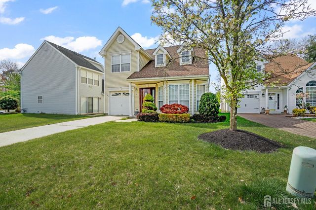 26 Tall Oaks Court, Old Bridge, NJ 08857