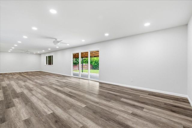 4607 Hixon Cir, Carmichael, CA 95608