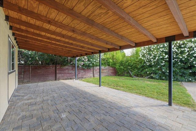 4607 Hixon Cir, Carmichael, CA 95608