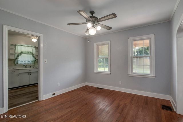 522 Court St, Wartburg, TN 37887