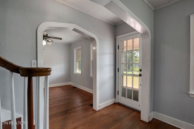 522 Court St, Wartburg, TN 37887