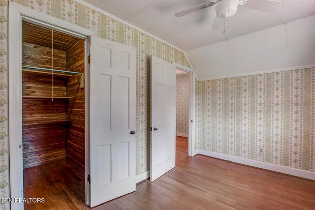 522 Court St, Wartburg, TN 37887