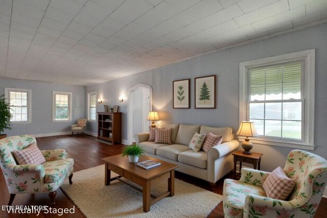 522 Court St, Wartburg, TN 37887